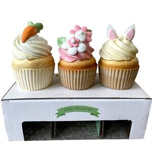 BUNNY BOULEVARD Easter Cupcakes Pastel Bunny Rabbit Decor Set of 3 New